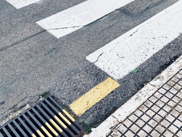 Curb & Gutter Cleaning