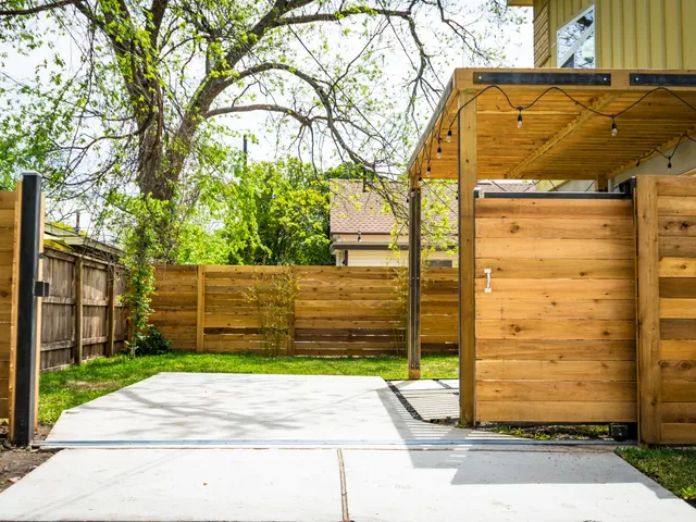 Fence Cleaning
